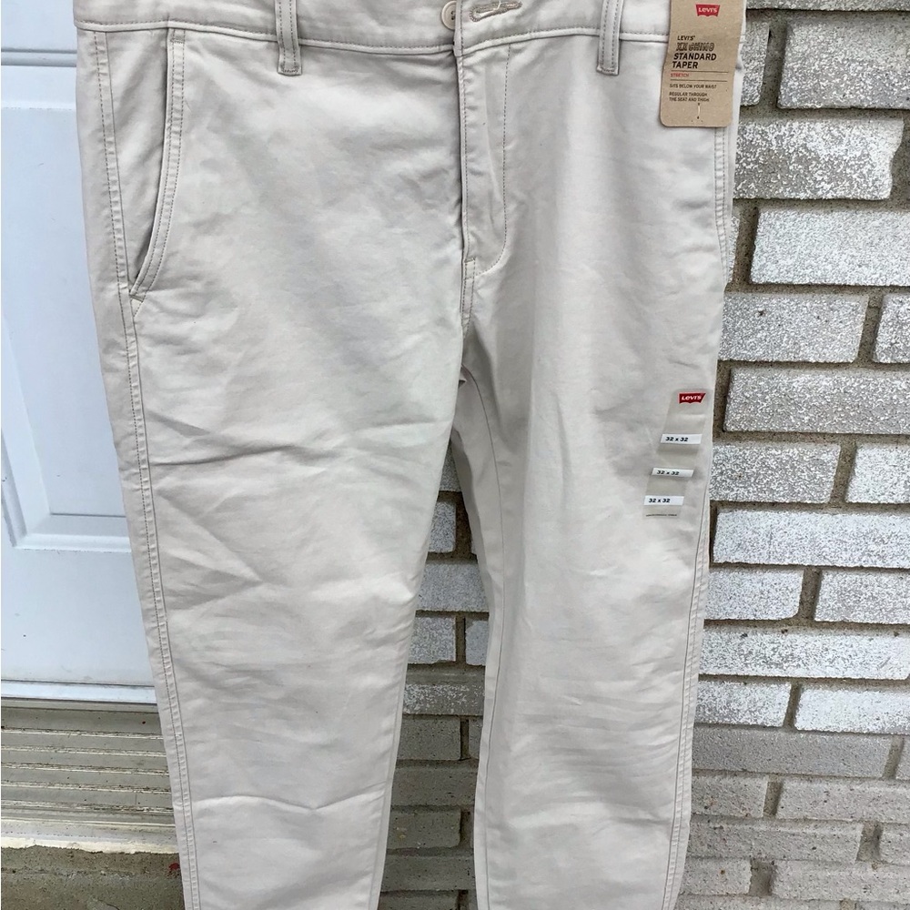 Levi's Men’s XX Chino’s, Standard Taper, Size Width 32 Length 32, NWT.
